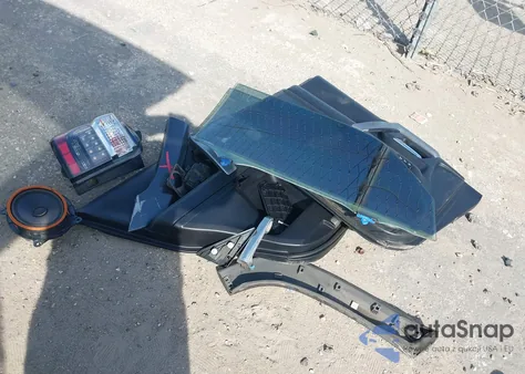 2014 Toyota 4Runner Limited from USA, damaged, VIN JTEZU5JR0E5068715